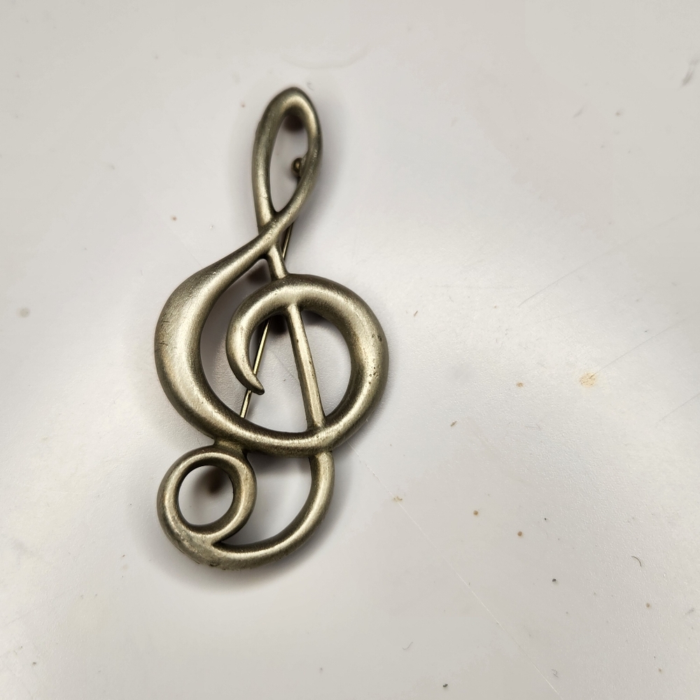 silvertone brushed metal treble tref brooch pin by fort music musician